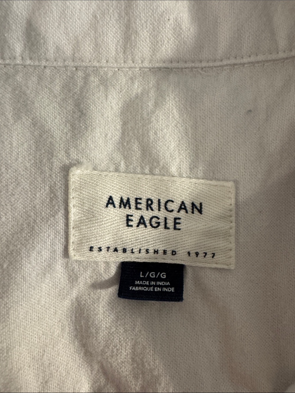 American Eagle Outfitters White Short-Sleeve Button-Down Shirt - Picture 2 of 4
